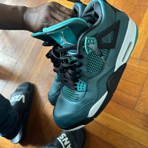 Jordan 4s Sz 11